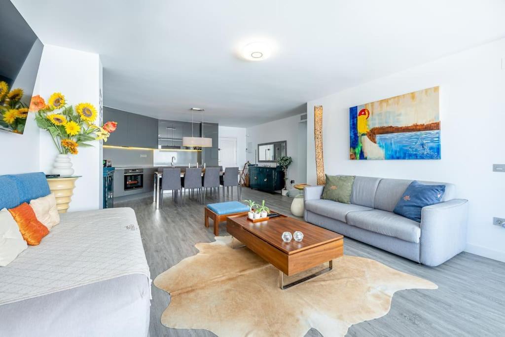 With Sea Views In Puerto Banus Marbella